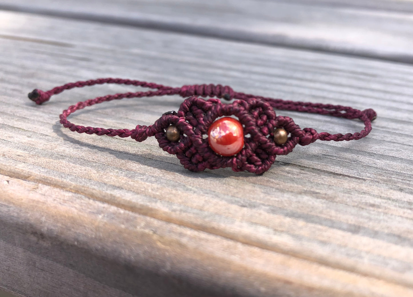 Makramee Armband mit Keramikperle