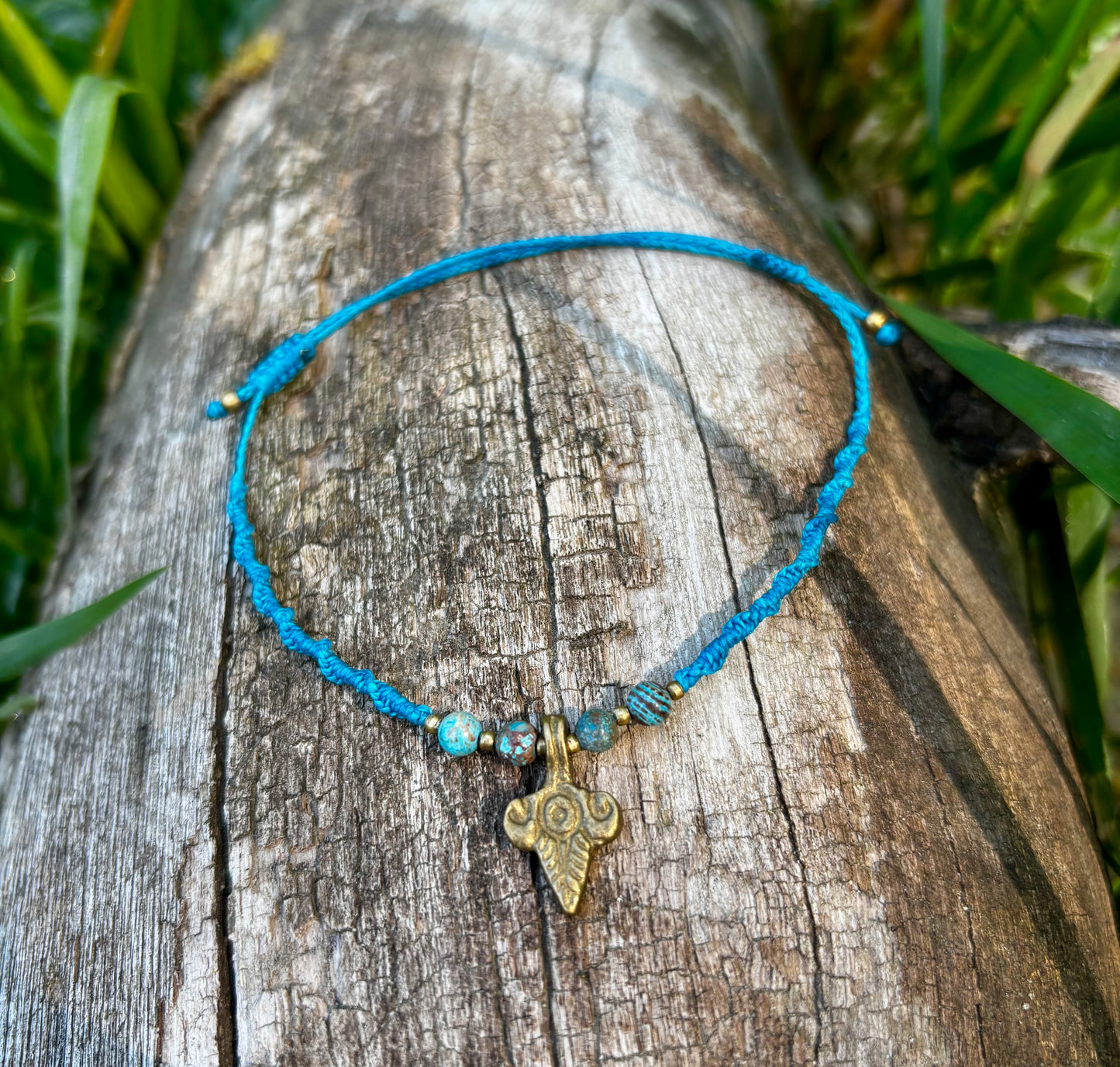 Fusskette mit Messinganhänger und Turquise Perlen