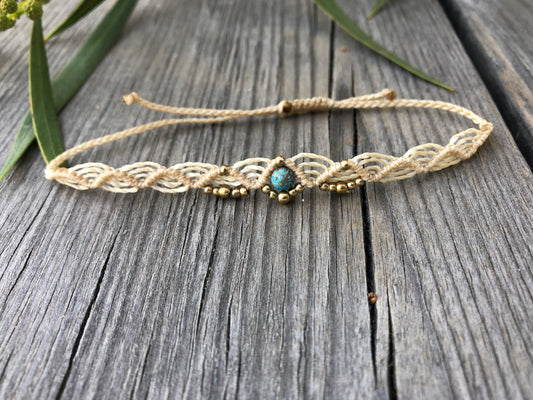 Makramee Armband mit Turquise Perle