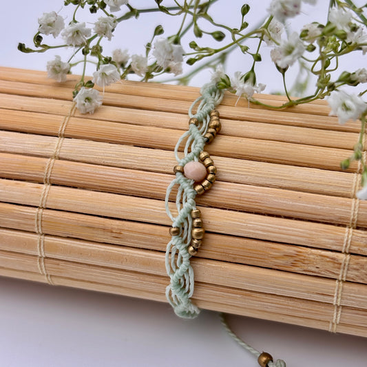 Makramee Armband mit Zirkon Perle