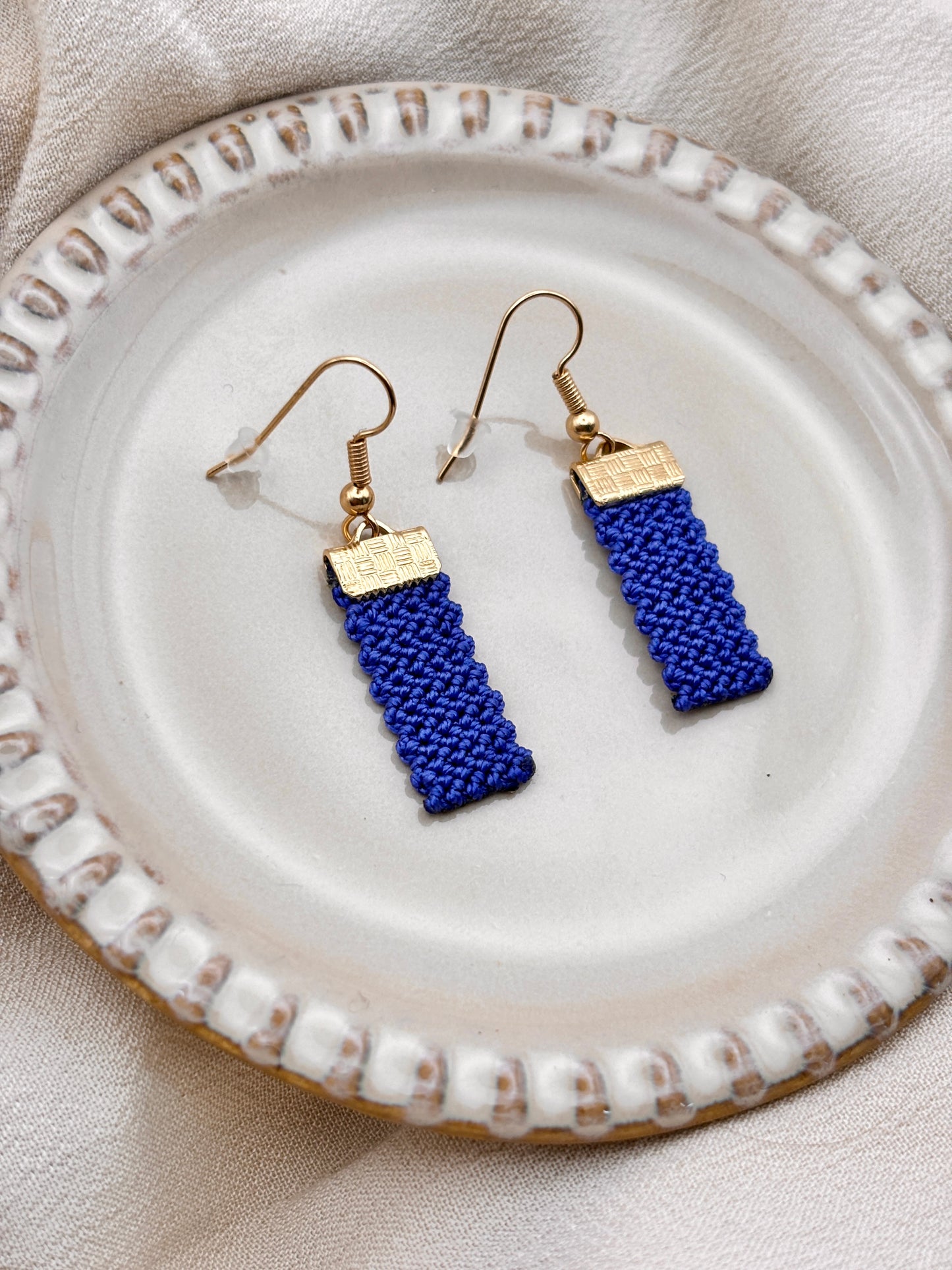 Makramee Ohrring Blau & Gold