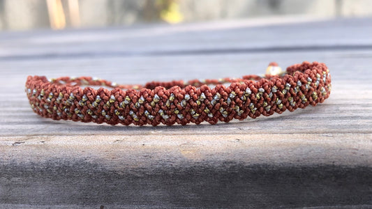 Armband mit Goldakzenten